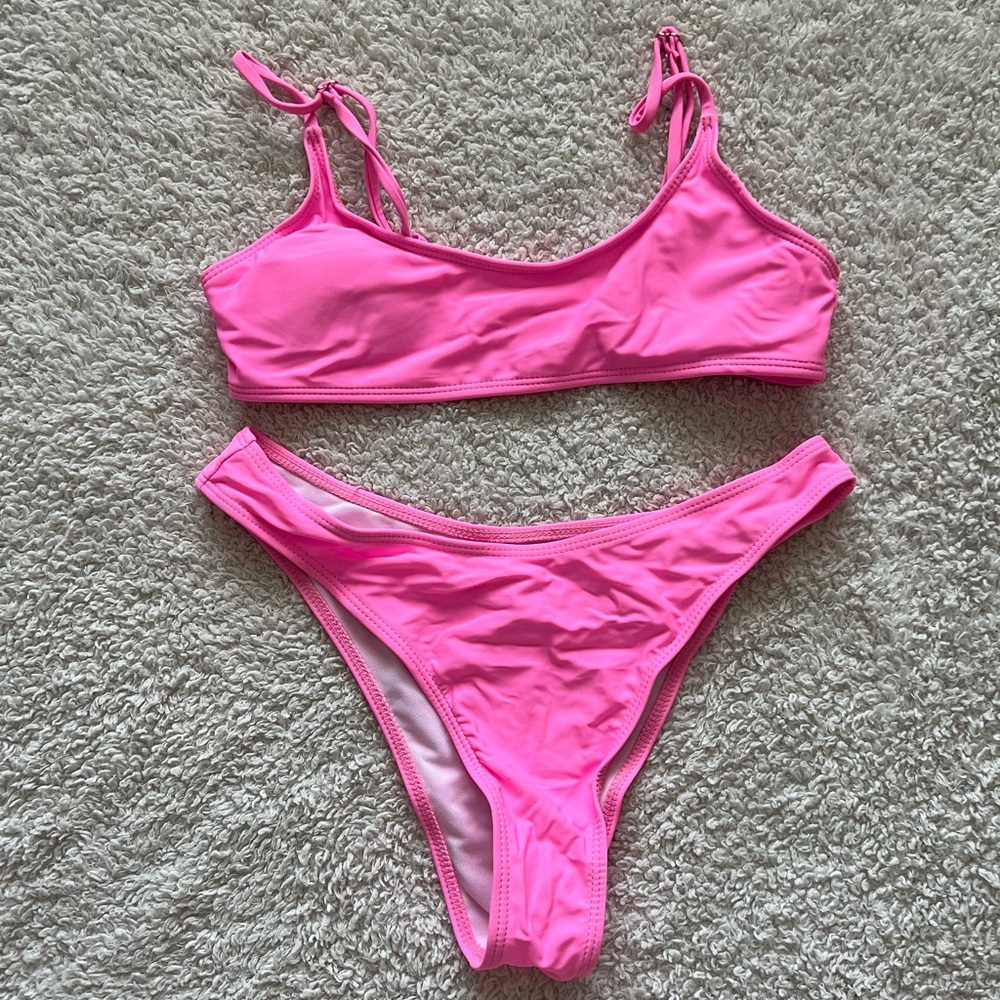 SHEIN Women’s Pink Adjustable Spaghetti Strap Bikini Size Small